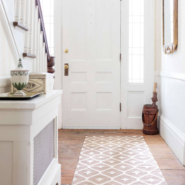 Dash and Albert Rugs Bunny Williams Striped Handmade Dhurrie Navy/Beige